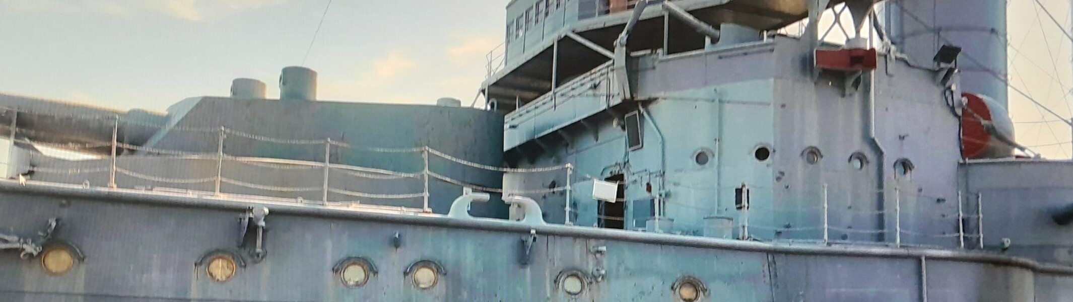 Mikasa ist 1905 das Flaggschiff der jap. Flotte, heute Museum